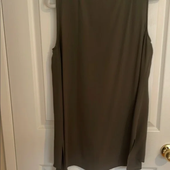 Eileen Fisher Green Tank Top with Scoop Neckline - Picture 3 of 5
